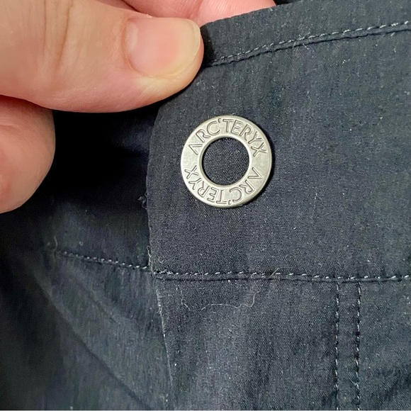 Arc’teryx Women's Parapet Pants Hiking Outdoors Nylon Pants - Picture 5 of 9